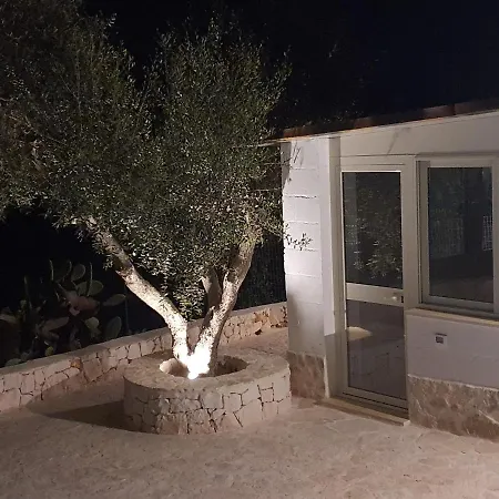 Lamia Giardino Degli Ulivi *